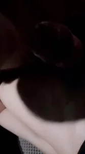 拉上邻居少妇偷偷跑到地下停车场 帮忙消消火 妹子胆子太大了停车场回